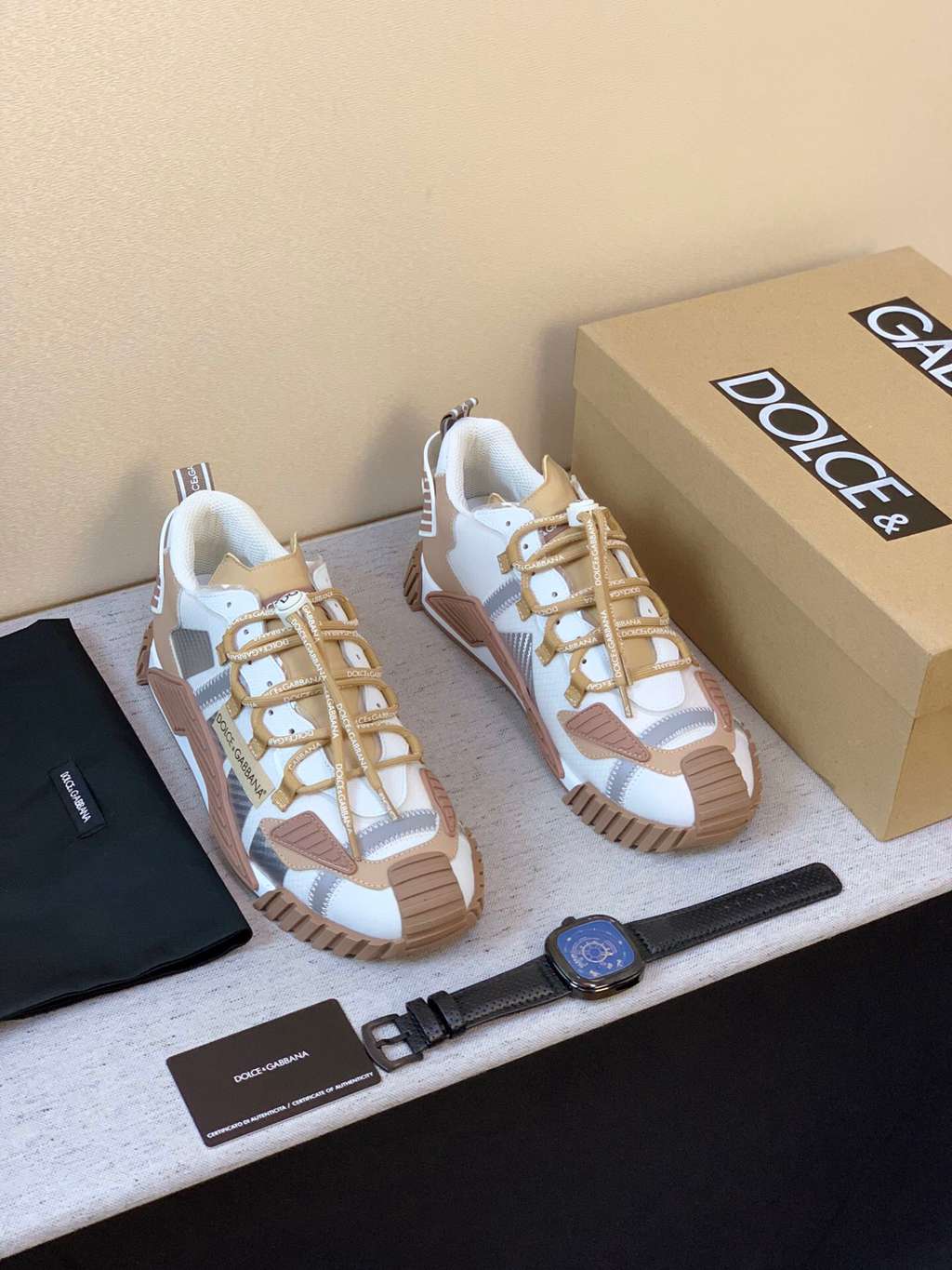 D*G sneaker